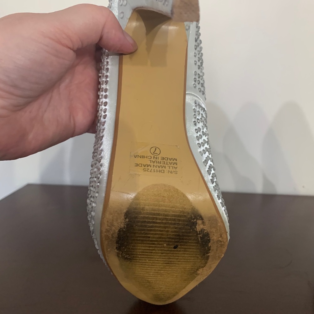Heels - Picture 11 of 11